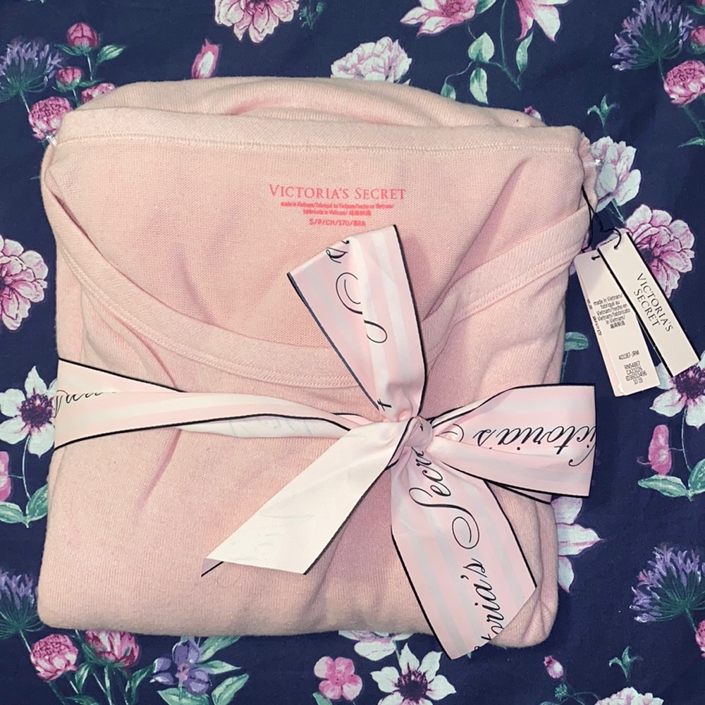 COPY - Victoria’s Secret cozy jogger set